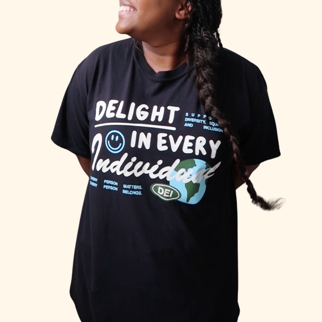 Delight Tee