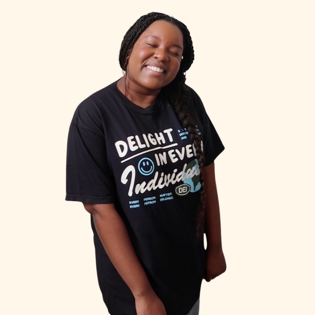 Delight Tee